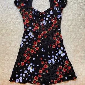 black and floral forever 21 mini dress (s)
